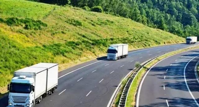 高速逐步轉(zhuǎn)換為區(qū)間測速 剎車減速不管用了